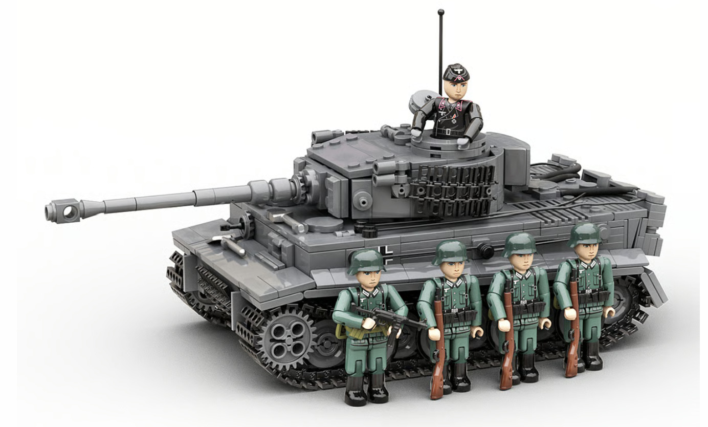 Tiger I Tank with Commander & Infantry Squad (5 Figures) brick model set